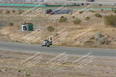 media/Apr-20-2025-AHRMA (Sun) [[393a79c373]]/Race/Group 11 early race/Turn 4b/